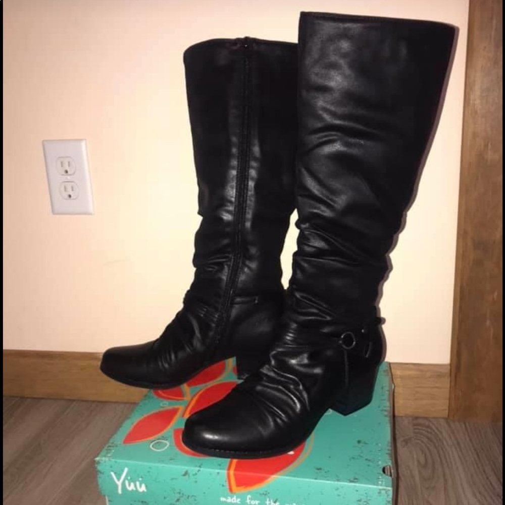 Black Calf Boots size 10